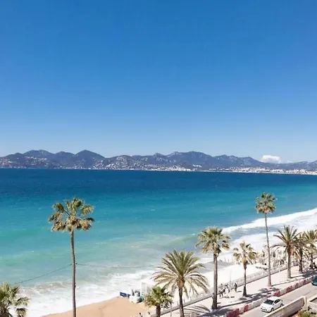 Apartment Seafront - Splendid